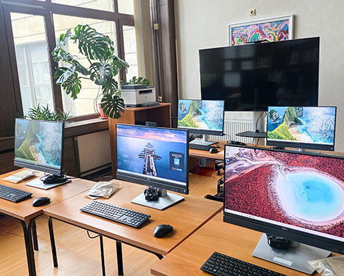 Paraflow осигури ИТ оборудване и обзавеждане за седем дигитални клуба